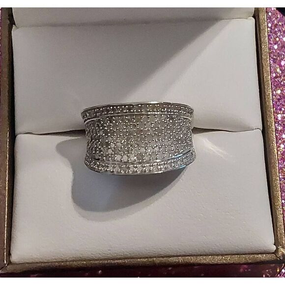 Stunning 1 Ct.  Genuine Diamond Pave Concave Wide Band Ring Sz 8 - Picture 1 of 5